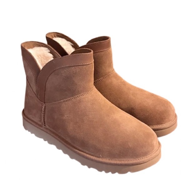 NEW -UGG Classic Mini Lunara Bootie. Size: 8 - Picture 2 of 12